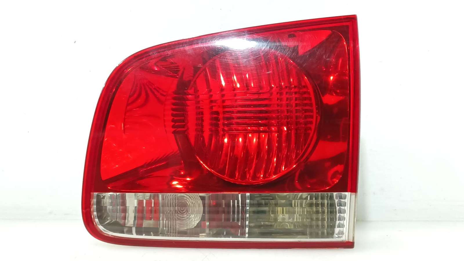 PILOTO TRASERO DERECHO INTERIOR 7L6945094H 7L6945094H 