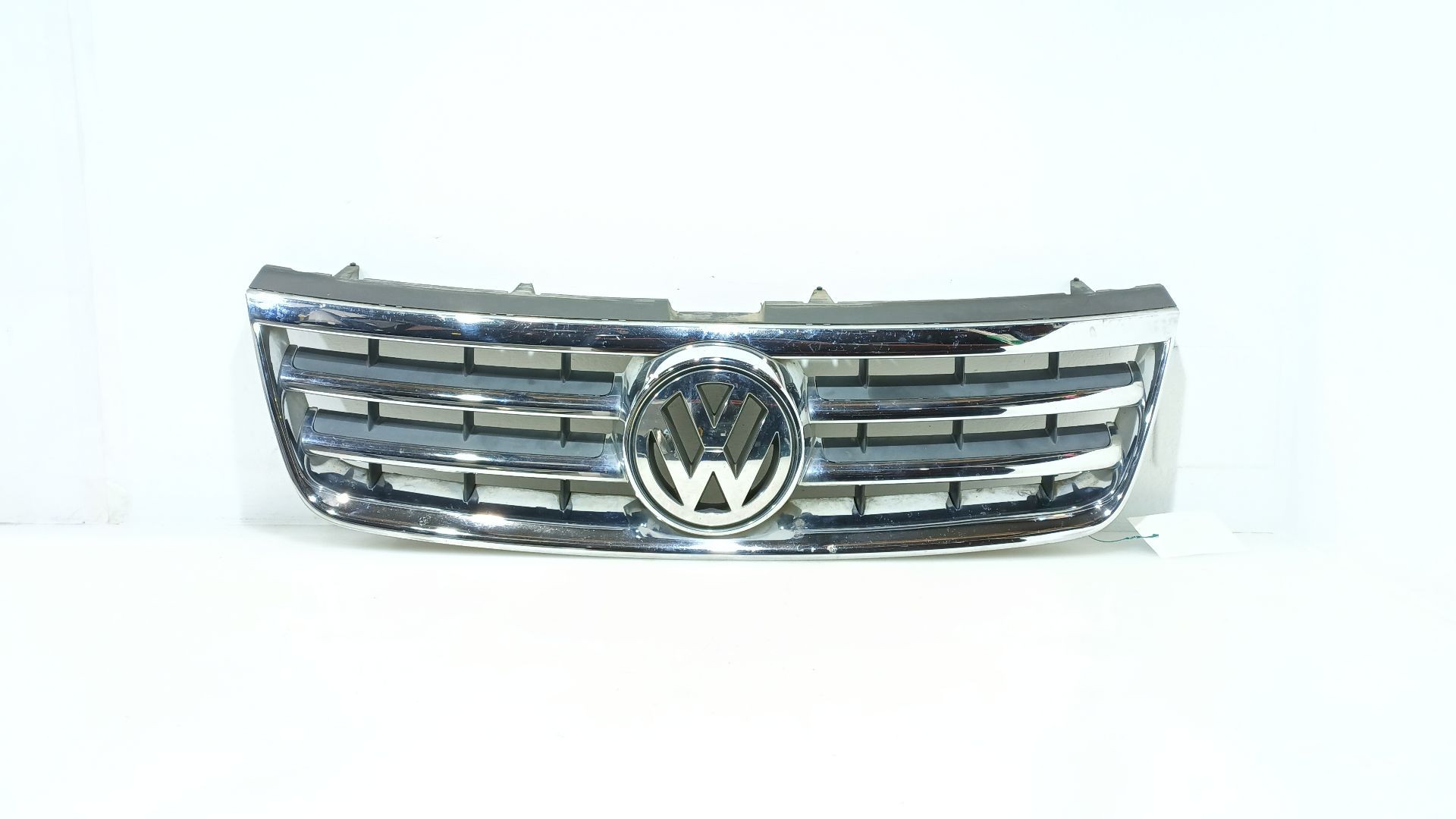 REJILLA DELANTERA 7L6853651A 7L6853651A 