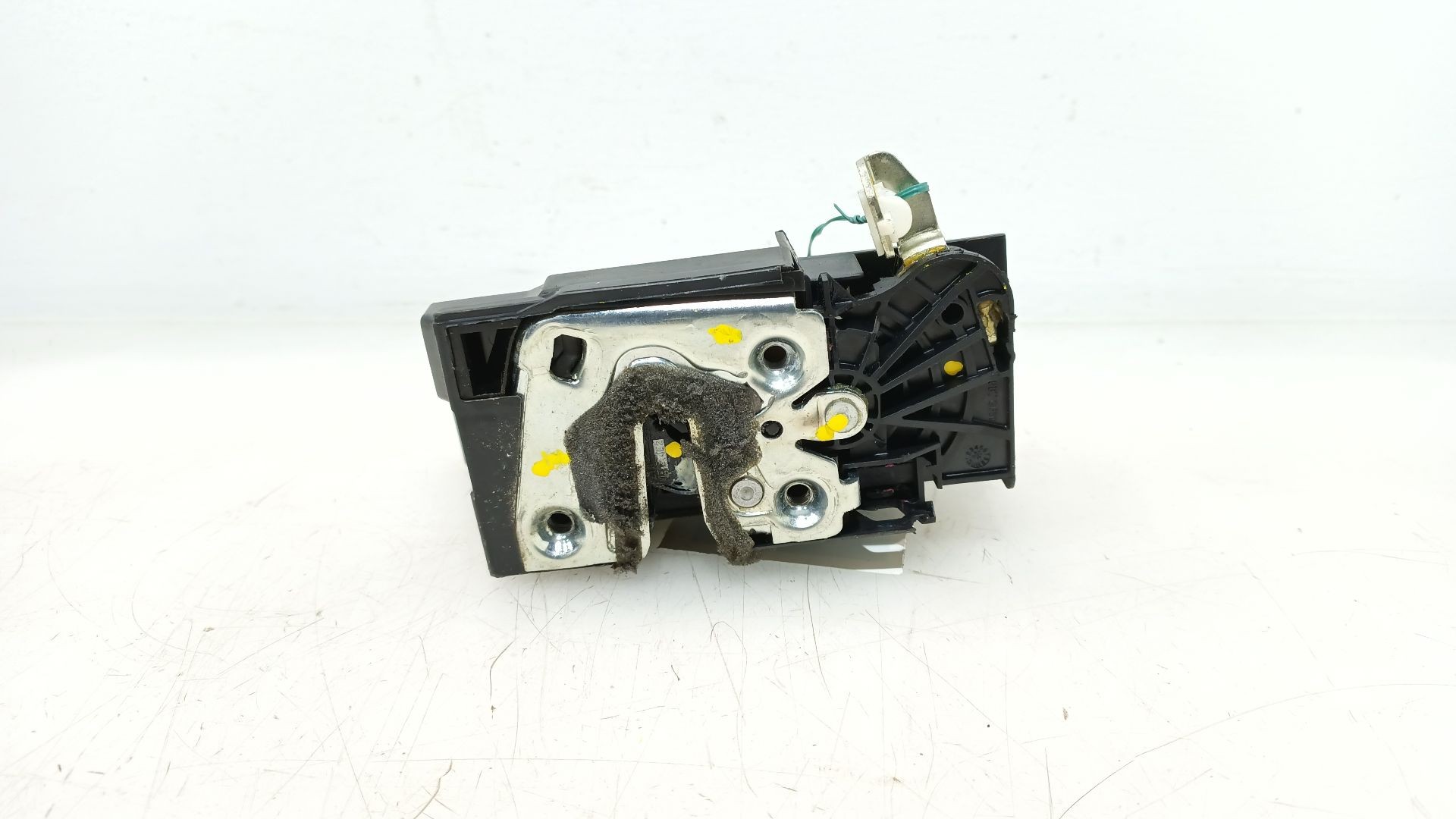 CERRADURA PUERTA TRASERA DERECHA 825020994R 825020994R 