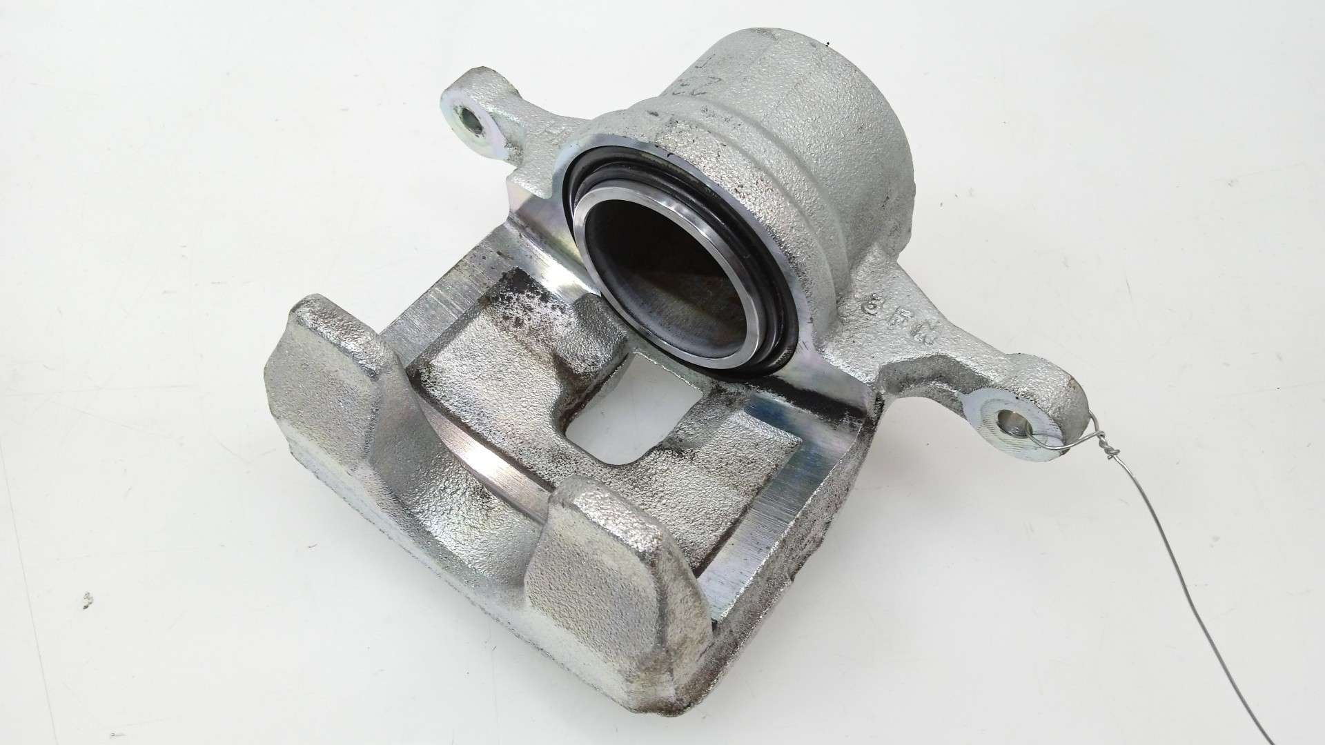 PINZA FRENO DELANTERA IZQUIERDA KIA NIRO 2016- (58110AT500 1647425)