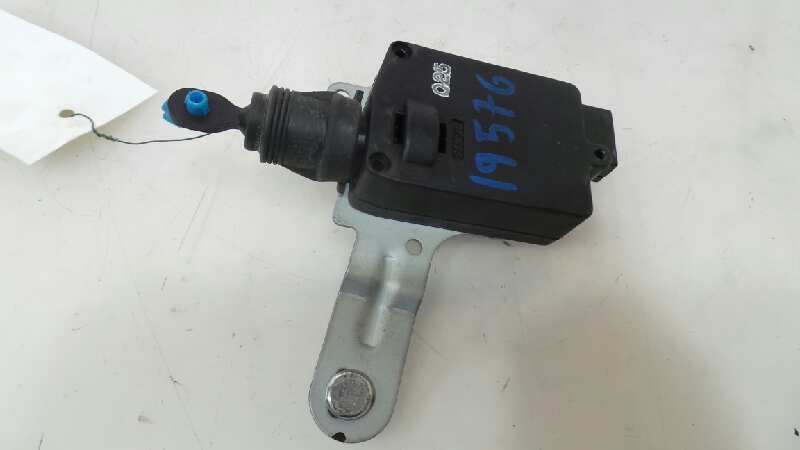 MOTOR CIERRE CENTRALIZADO PORTON HYUNDAI SANTA FÉ II (CM) 2005-2015 (957502B000 1120366)