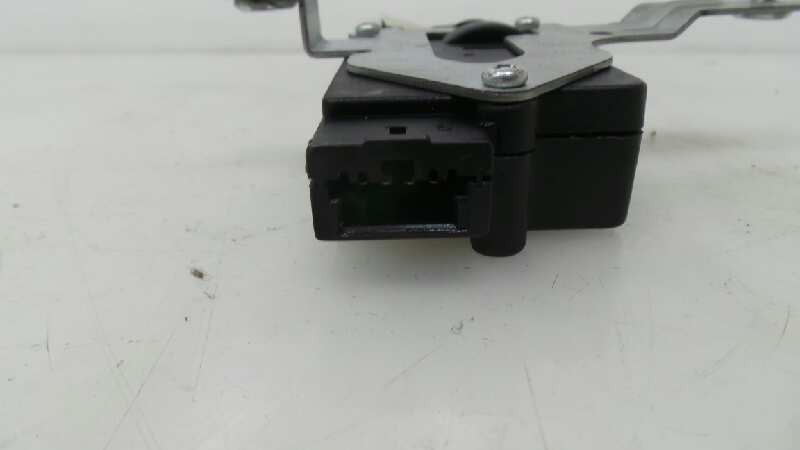 MOTOR CIERRE CENTRALIZADO PORTON HYUNDAI SANTA FÉ II (CM) 2005-2015 (957502B000 1120366)