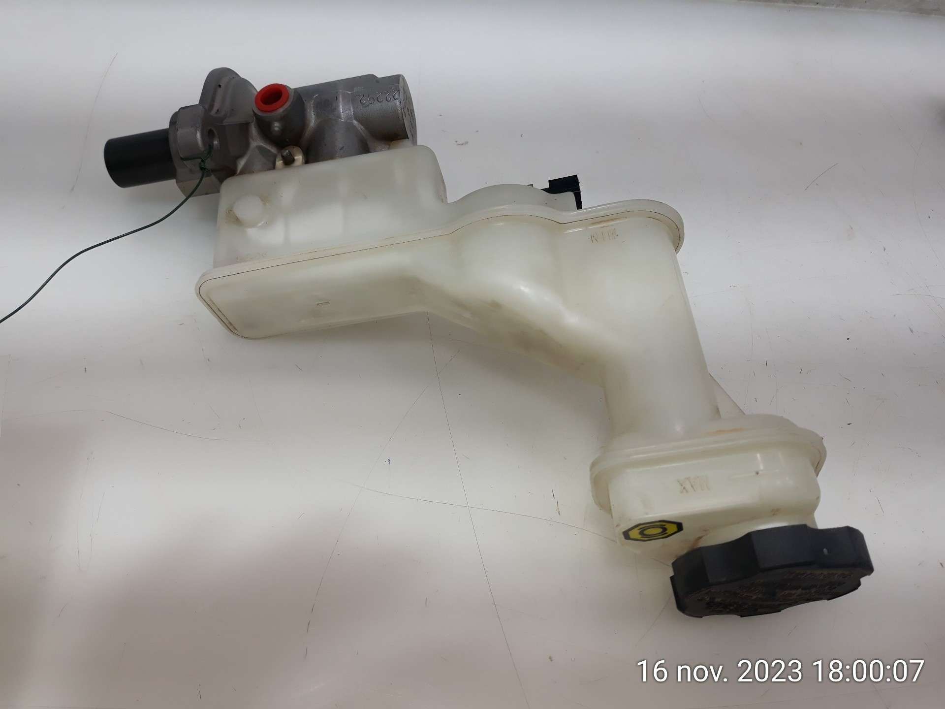 BOMBA FRENO RENAULT KOLEOS 2008-2015 (D6010JG81B 1542730)