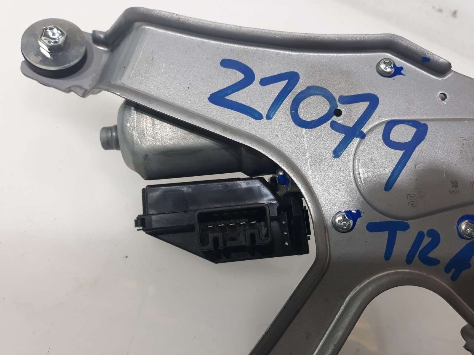 MOTOR LIMPIA TRASERO TOYOTA RAV 4 2012-2019 (8513042080 1361404)