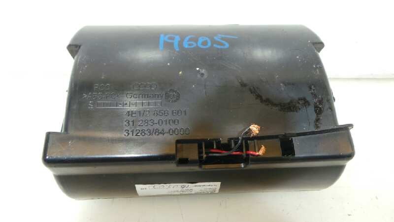 GUANTERA AUDI A8 (4E2) 2002-2010 (4E1858601 1125036)