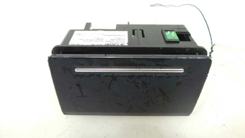 CENICERO AUDI A8 (4E2) 2002-2010 (4E0857406 1125042)