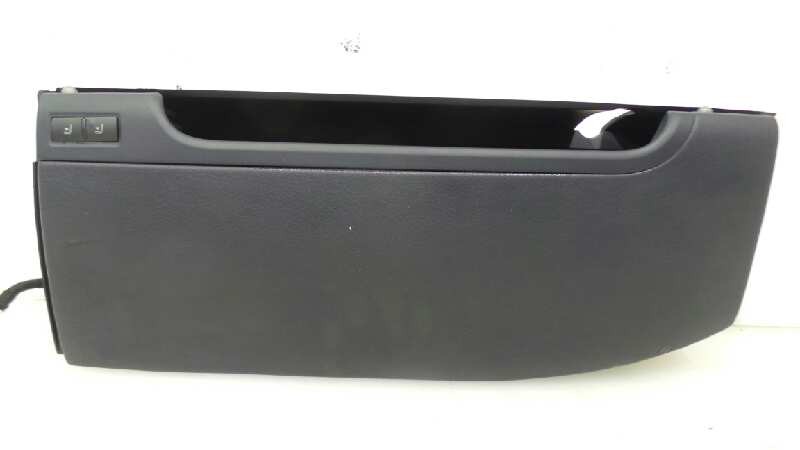 GUANTERA AUDI A8 (4E2) 2002-2010 (4E0971686B 1125617)