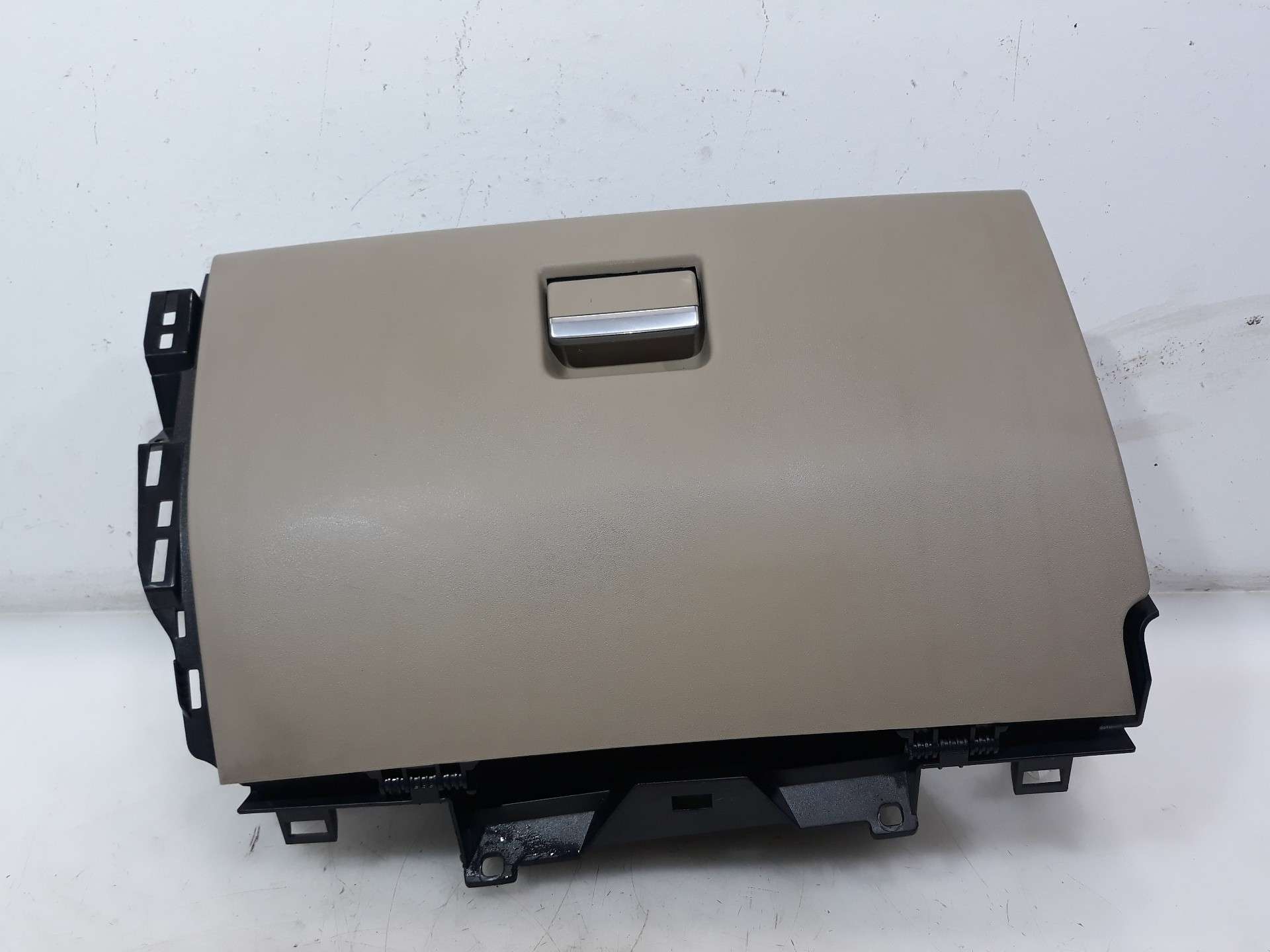 GUANTERA LAND ROVER EVOQUE 2011-2018 (12D1357CAX 1543382)