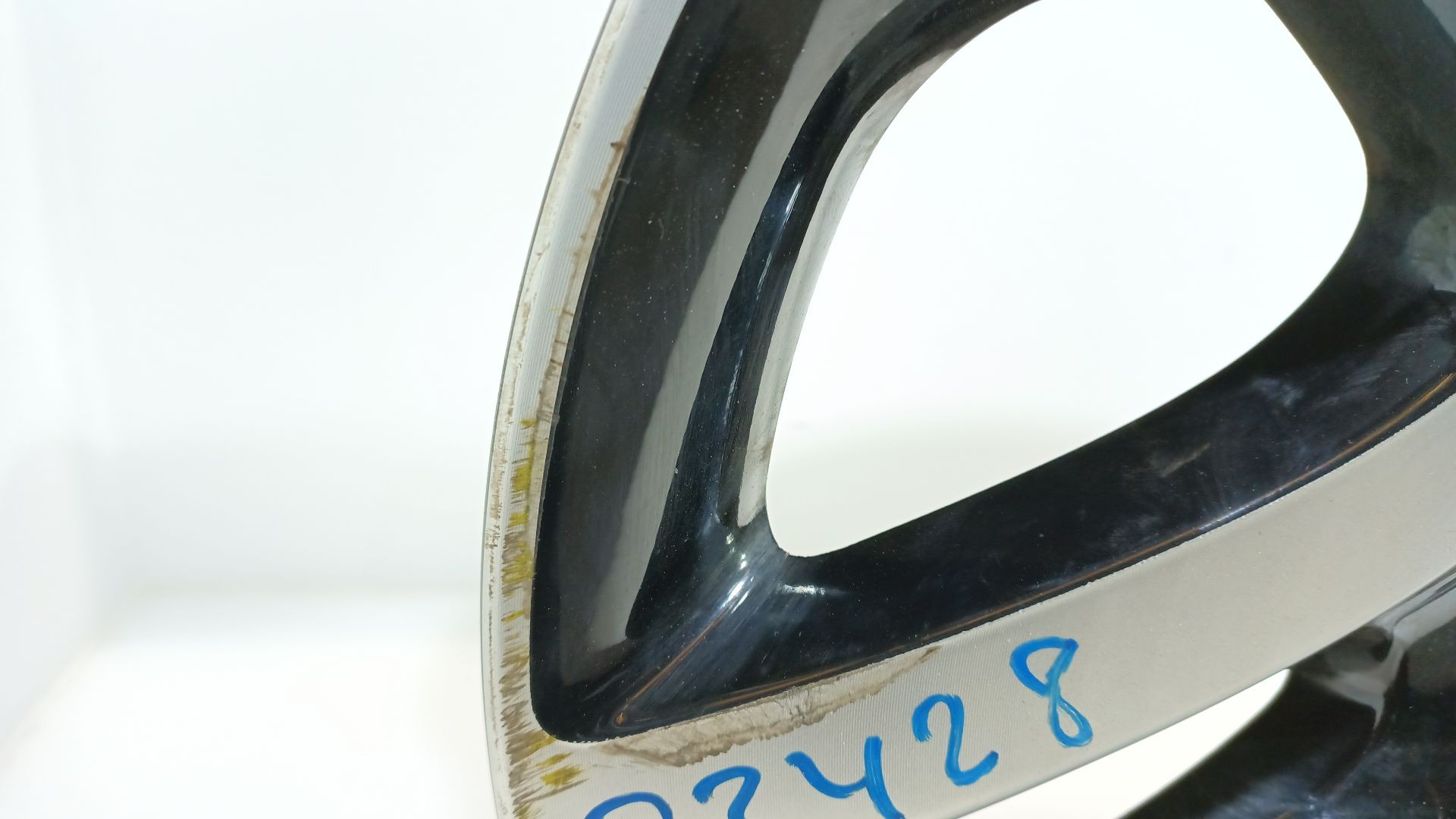 LLANTA DELANTERA IZQUIERDA RENAULT CAPTUR I (J5_, H5_) 2013- (403008829R 1696725)