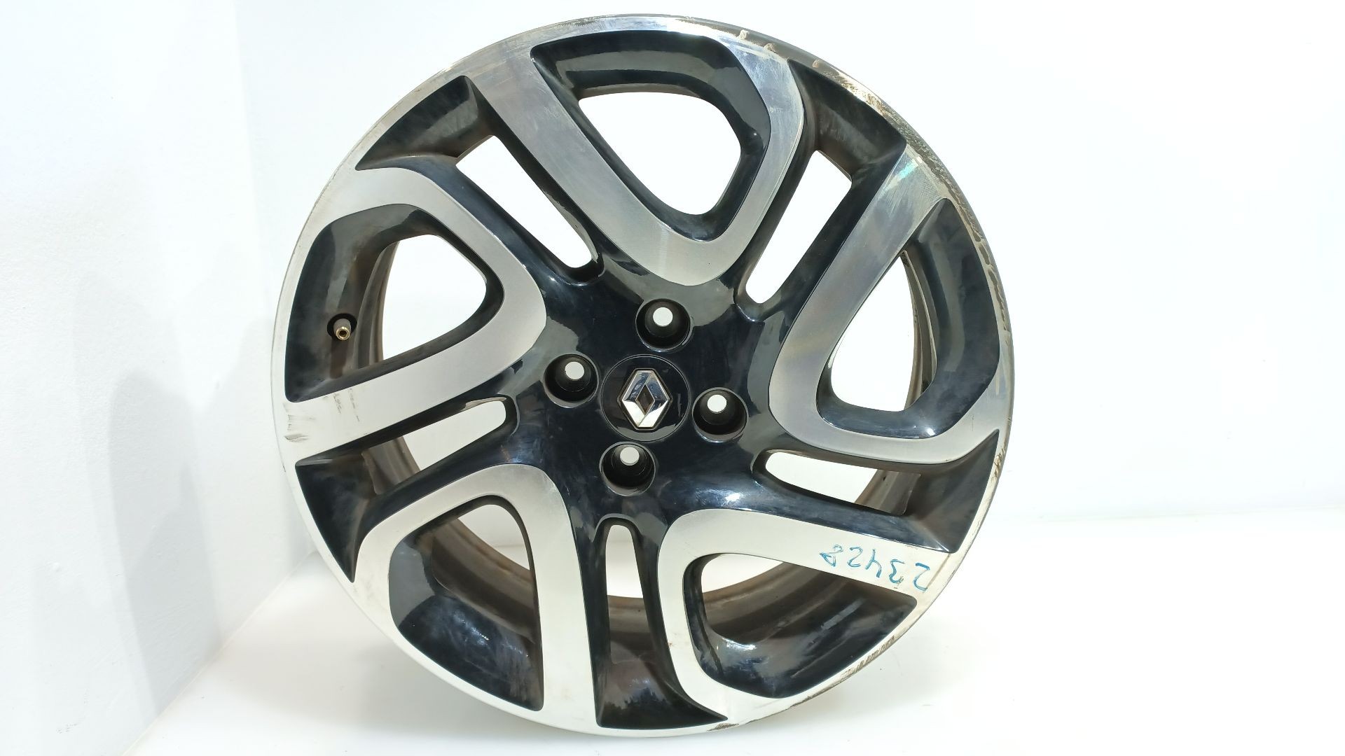 LLANTA TRASERA DERECHA RENAULT CAPTUR I (J5_, H5_) 2013- (403008829R 1696747)