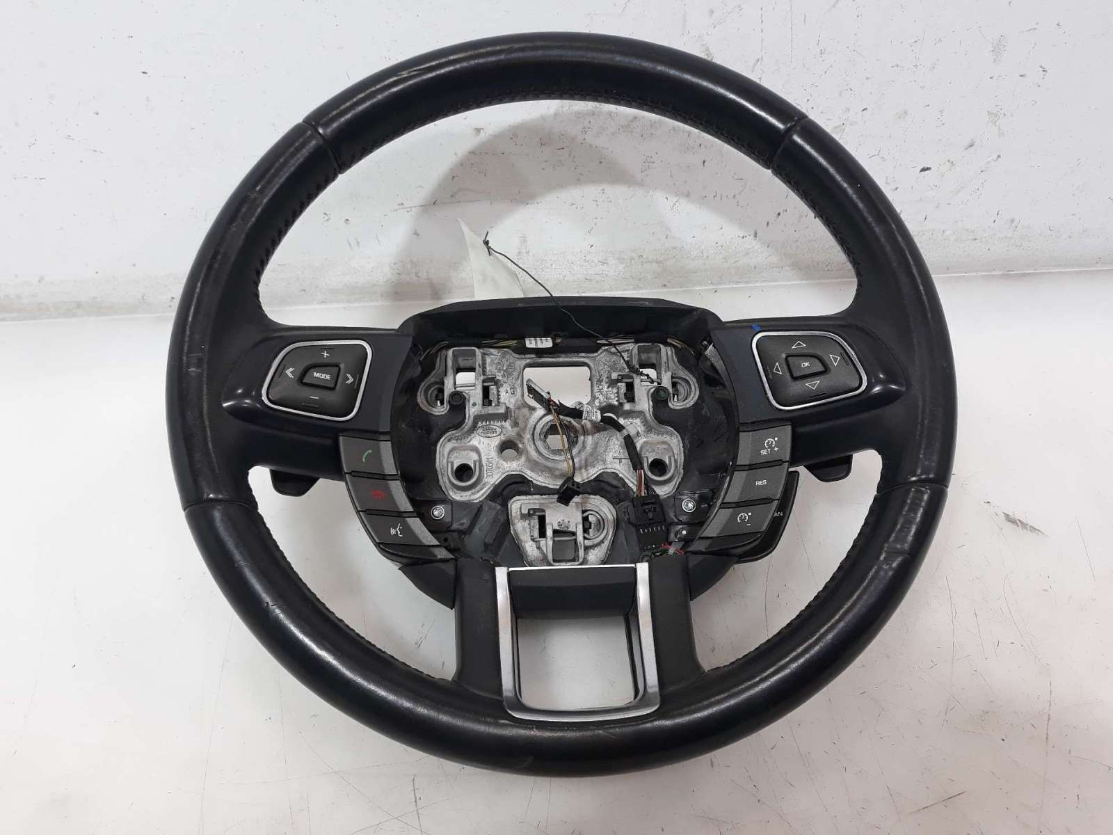 VOLANTE LAND ROVER EVOQUE 2011-2018 (GJ323F563FA 1543425)