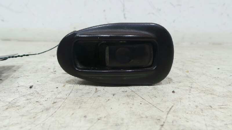 MANDO ELEVALUNAS TRASERO IZQUIERDO MITSUBISHI SANTAMO (HYUNDAI) 1998-2001 (93570M2500 848146)