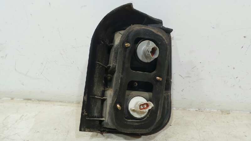 PILOTO TRASERO IZQUIERDO MITSUBISHI SANTAMO (HYUNDAI) 1998-2001 (92401M2200 848332)