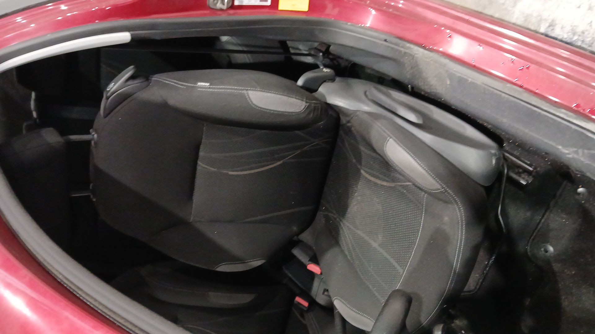 ASIENTO DELANTERO IZQUIERDO PEUGEOT 208 I (CA_, CC_) 2012- (8847J1 1780560)