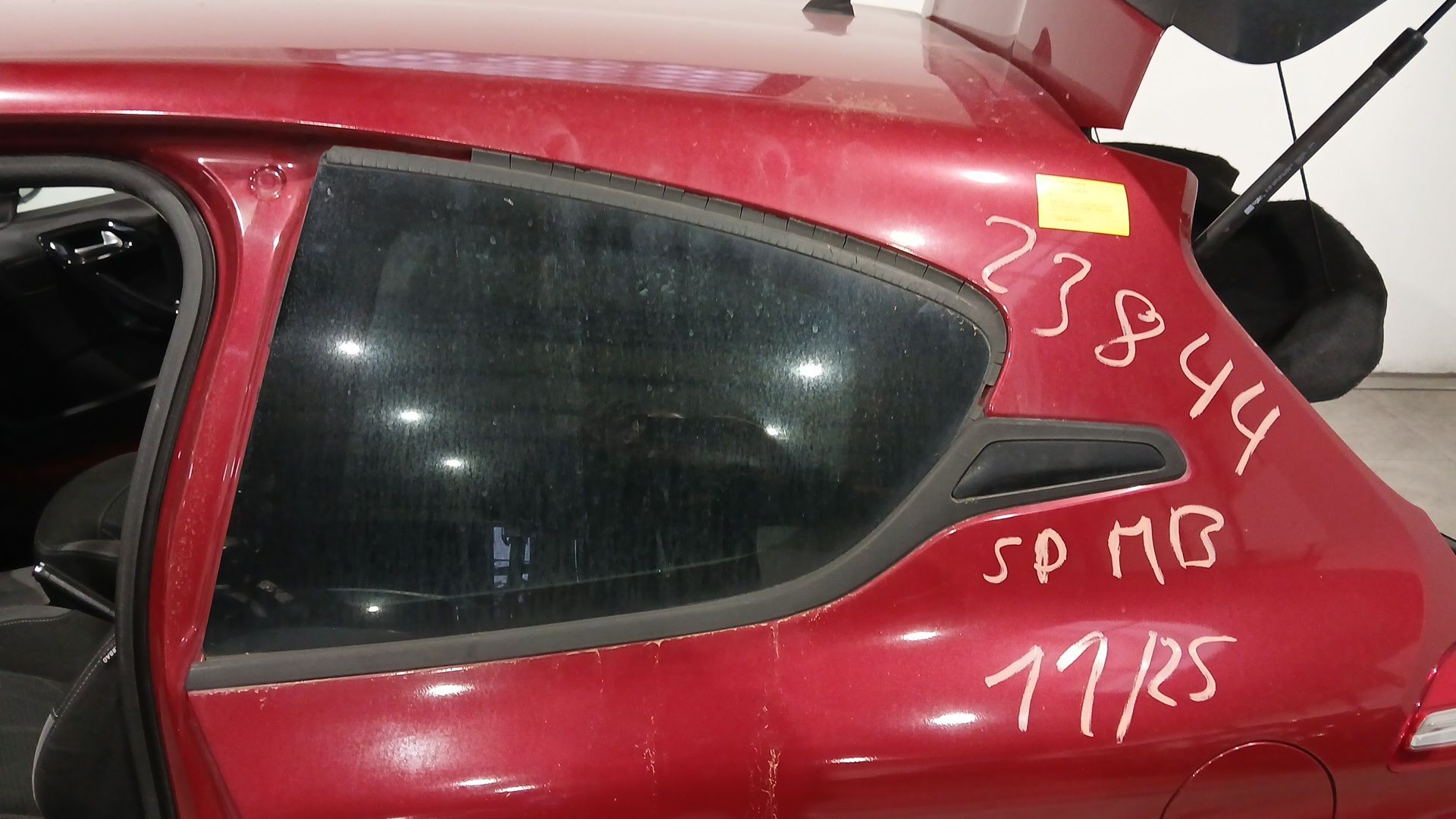LUNA CUSTODIA TRASERA IZQUIERDA PEUGEOT 208 I (CA_, CC_) 2012- (9673556980 1780709)