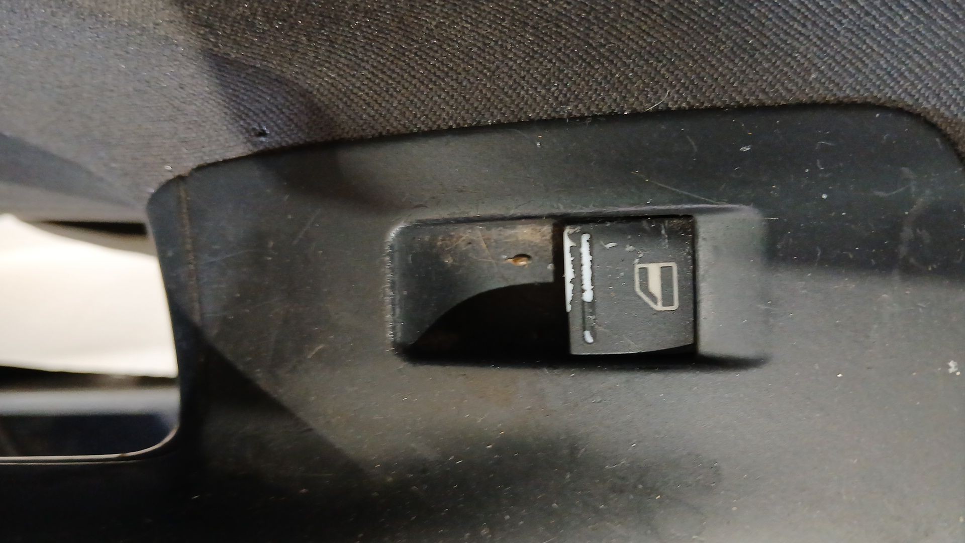 MANDO ELEVALUNAS DELANTERO DERECHO 7L6959855B3X1 7L6959855B3X1 