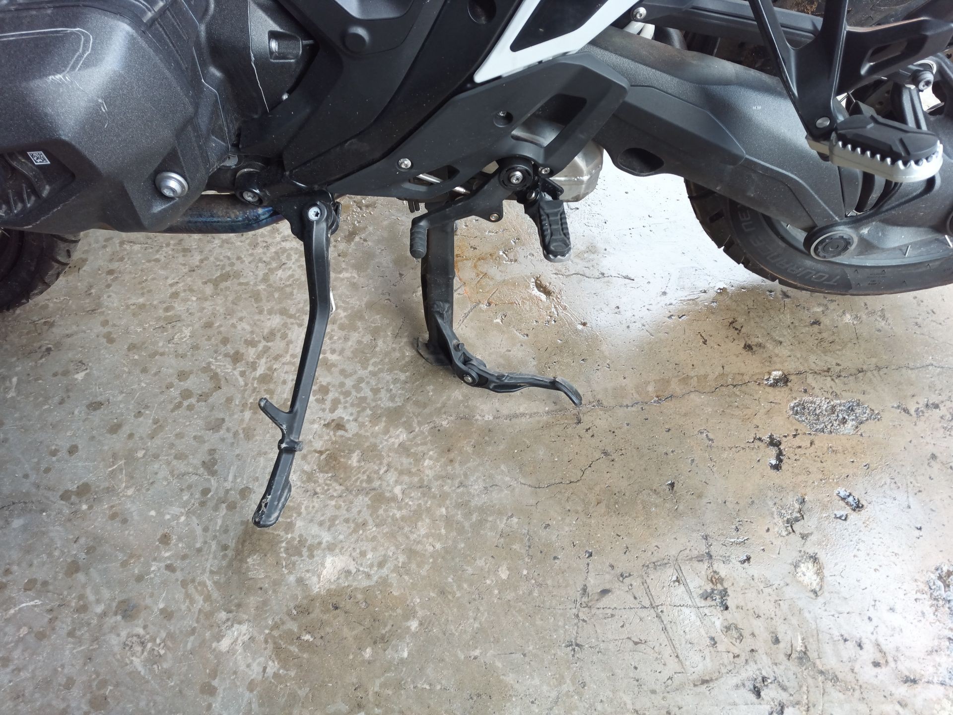 CABALLETE CENTRAL 46521633821 