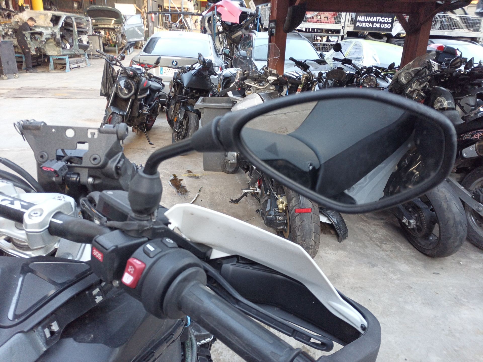 RETROVISOR DERECHO BMW R 1300 GS - (51167922106 1518230)