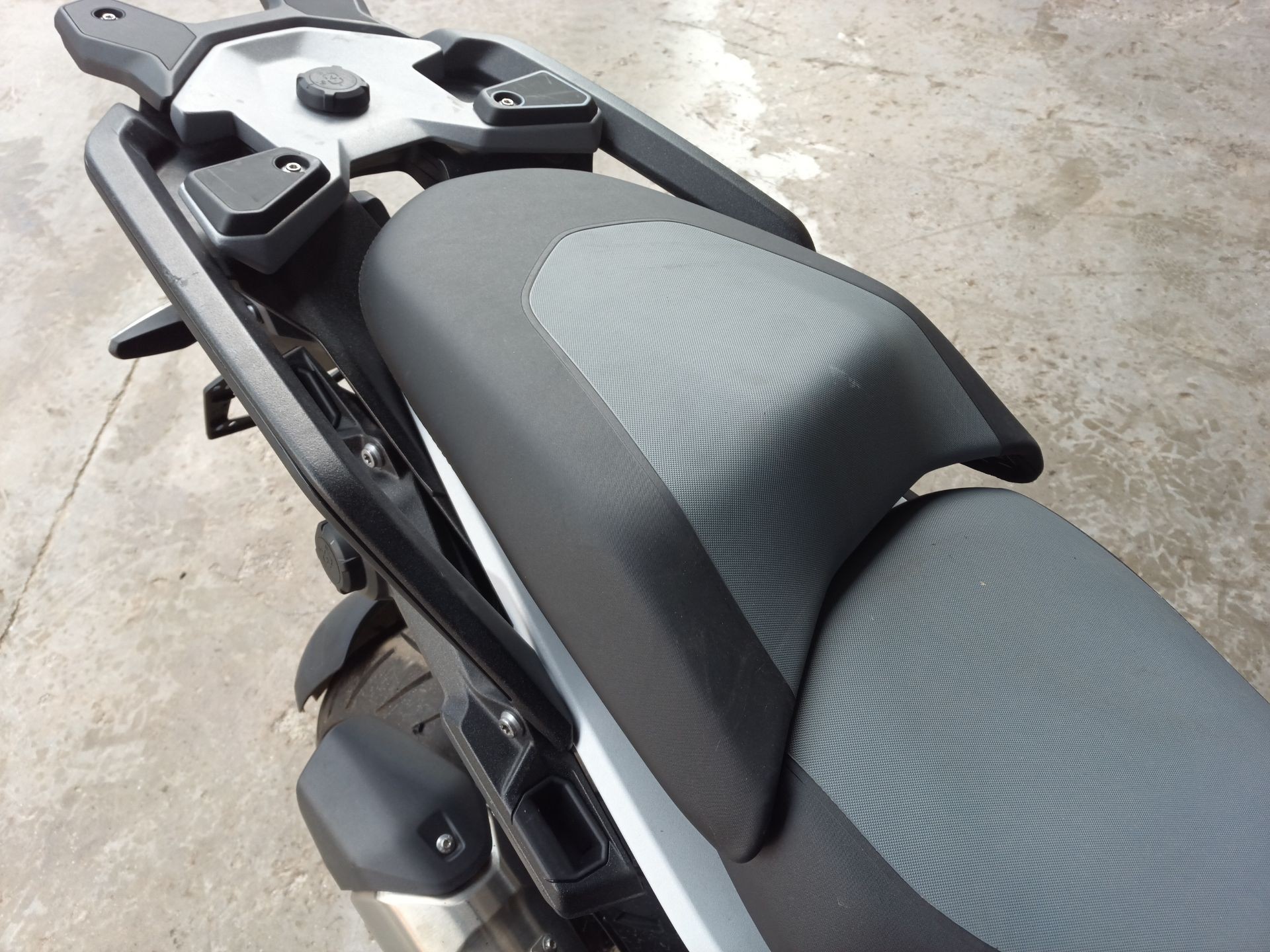 ASIENTO TRASERO BMW R 1300 GS - (52535A85545 1518524)