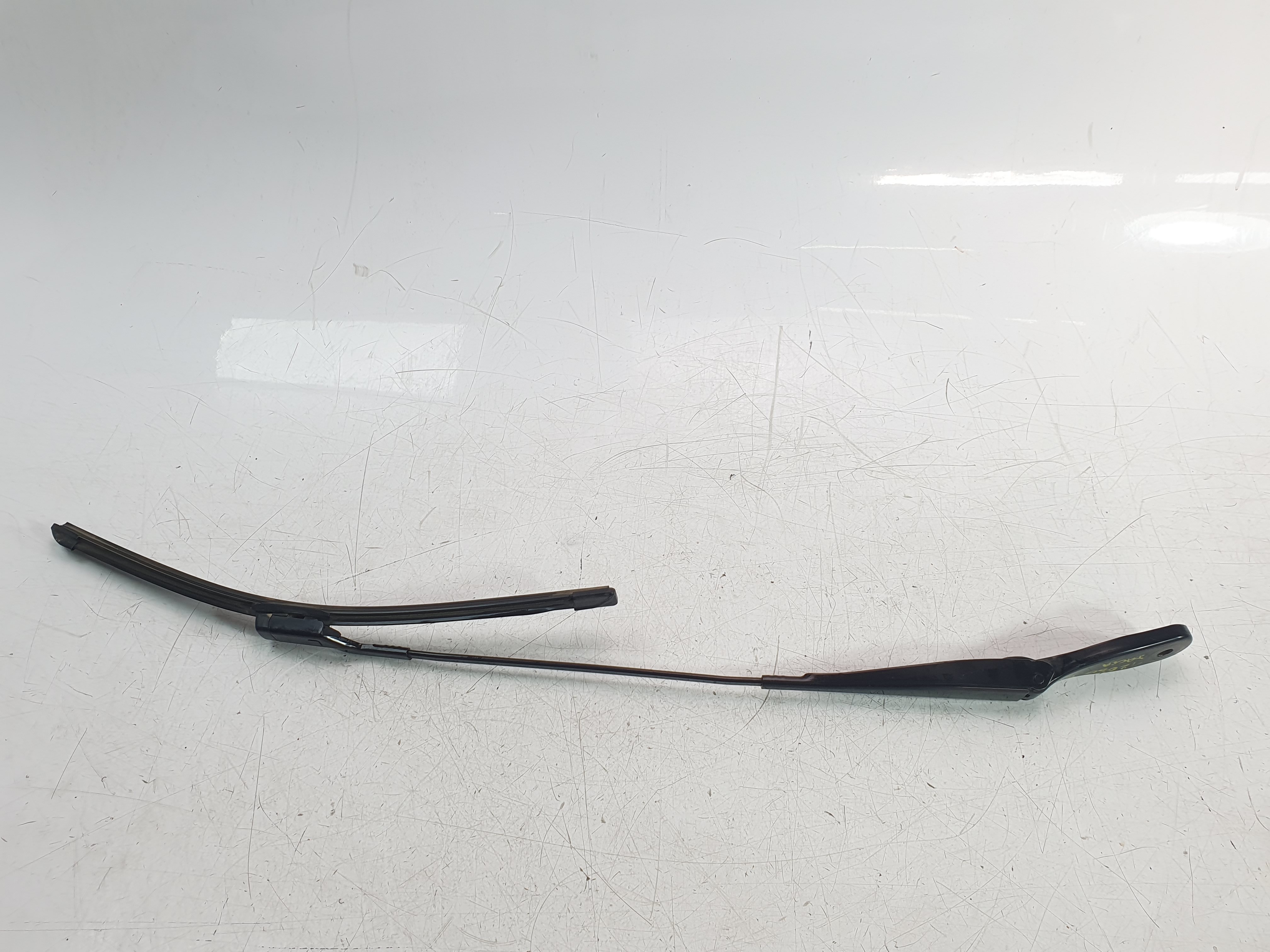 BRAZO LIMPIA DELANTERO DERECHO 288868424R 