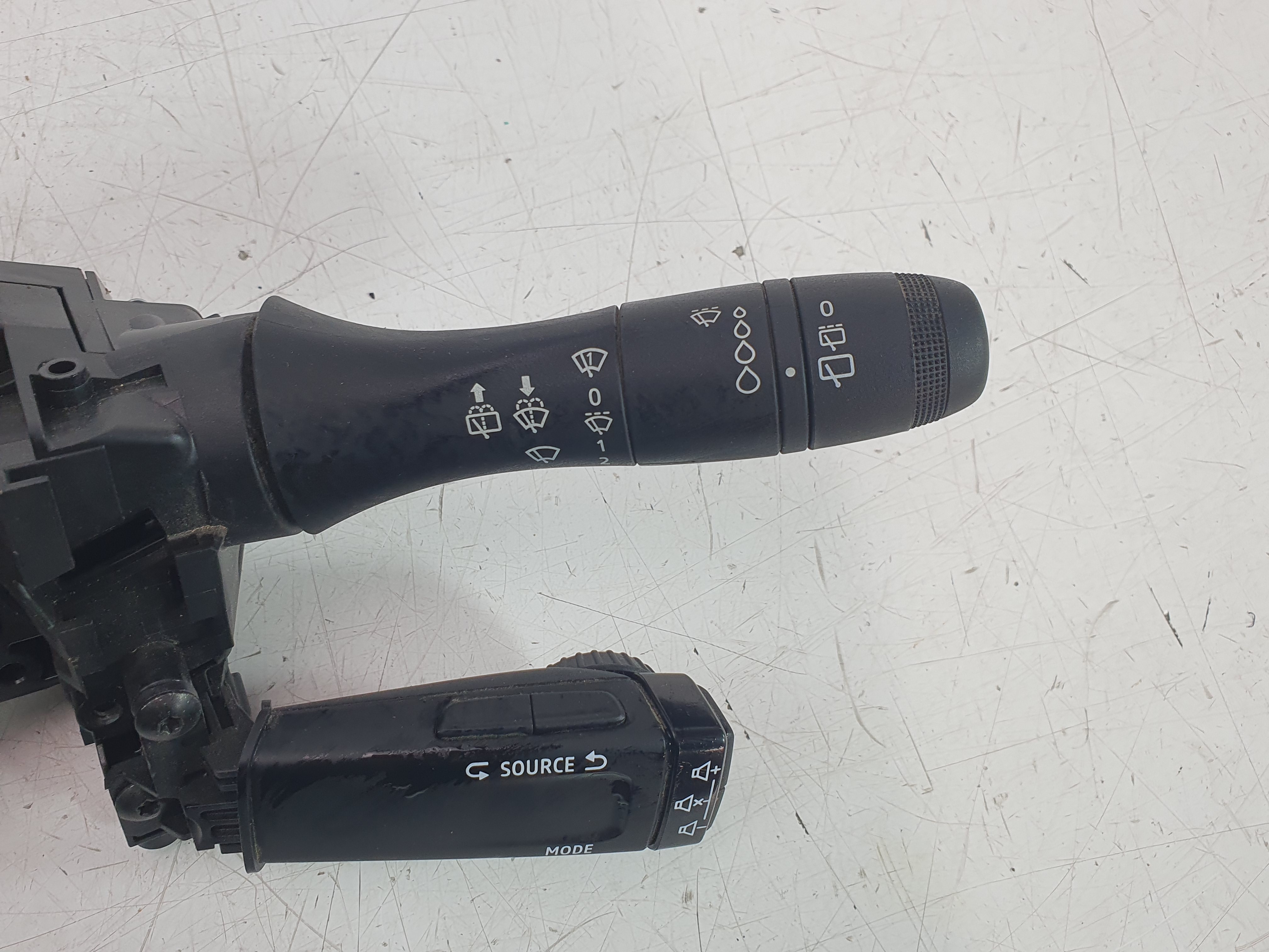 MANDO MULTIFUNCION 255670343R LK1054071700 