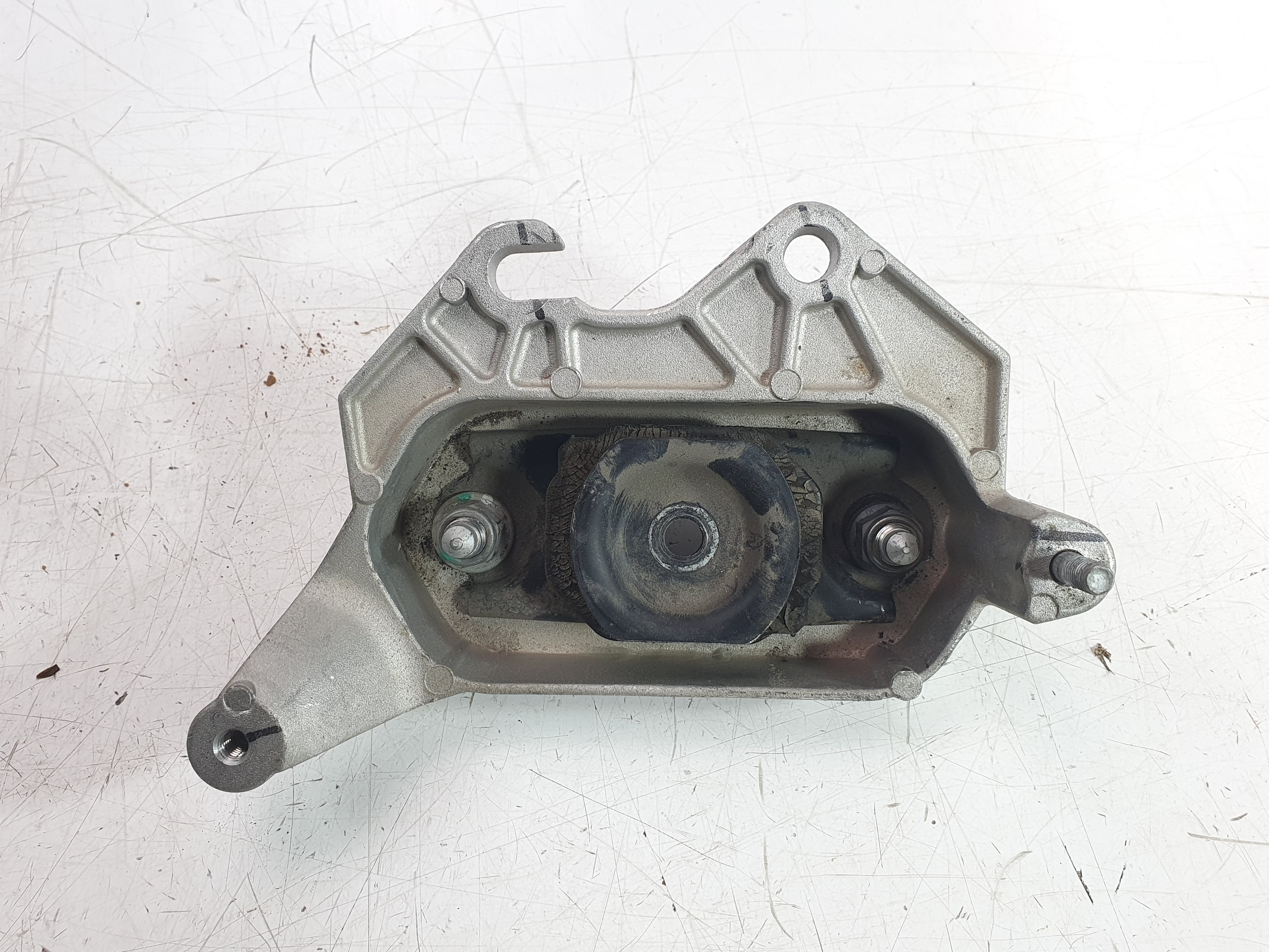 SOPORTE MOTOR IZQUIERDO DACIA DUSTER III 2024- (112535643R 1519116)