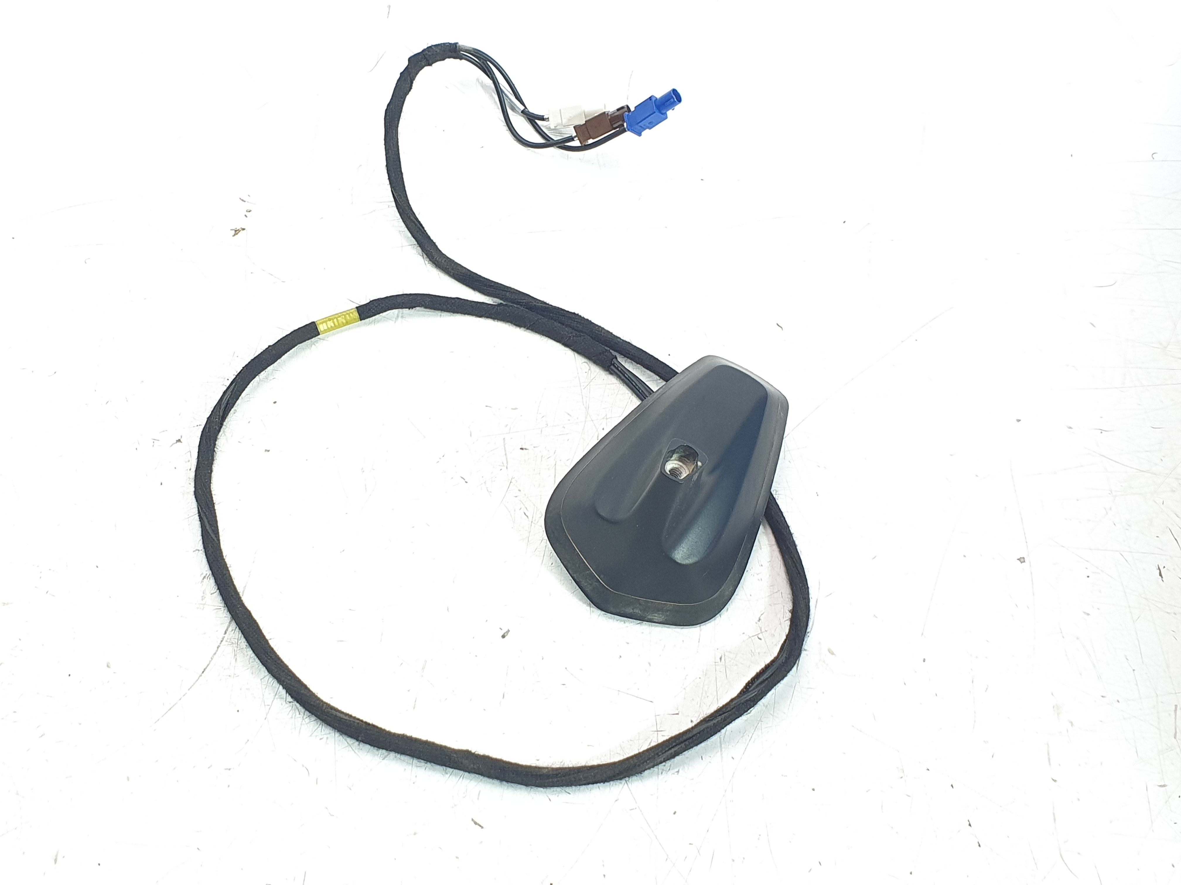 ANTENA DACIA DUSTER III 2024- (282162735R 1519216)