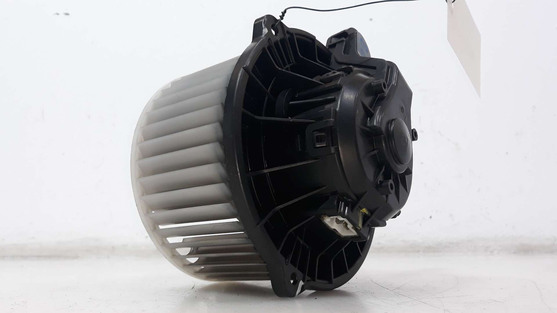 VENTILADOR CALEFACCION HYUNDAI ix35 (LM, EL, ELH) 2009- (F00S3B2441 1581998)