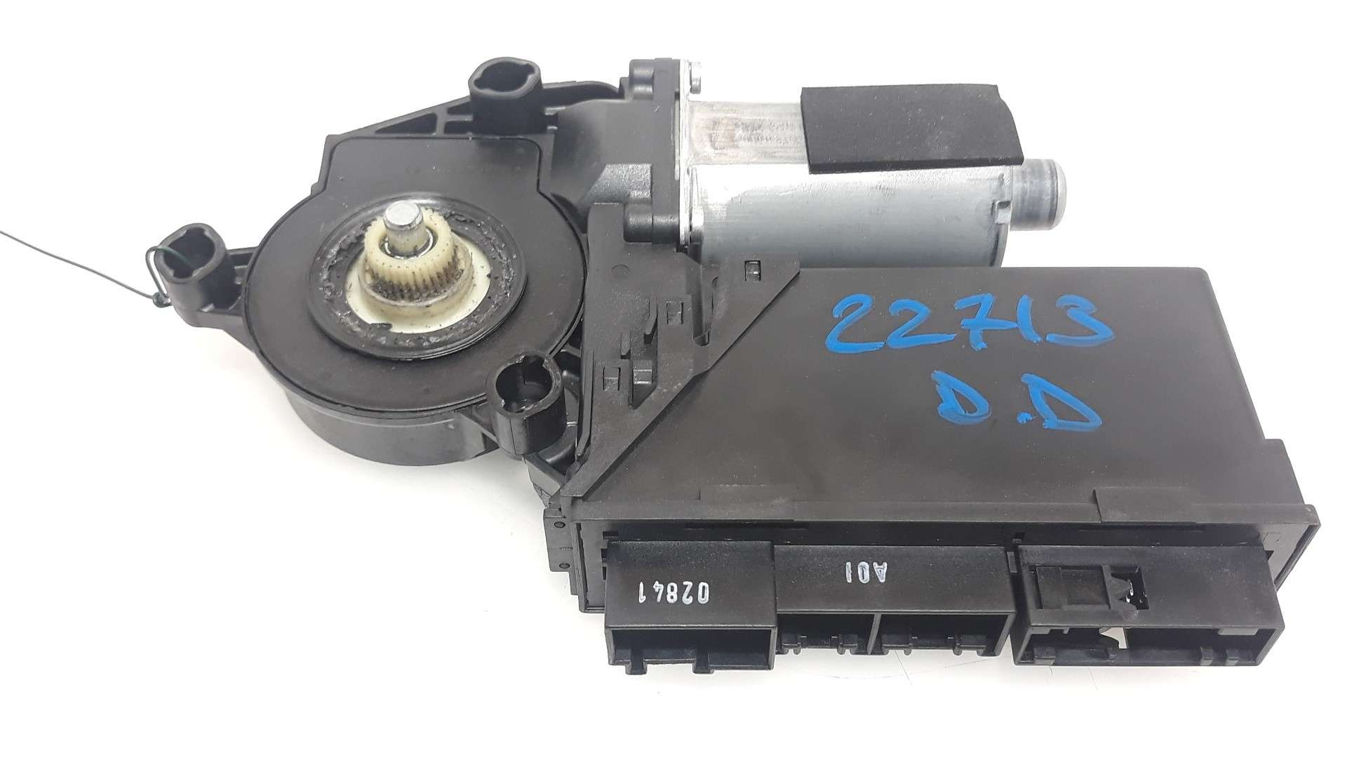 MOTOR ELEVALUNAS DELANTERO DERECHO AUDI A8 (4E2) 2002-2010 (4E1959802F 1610508)