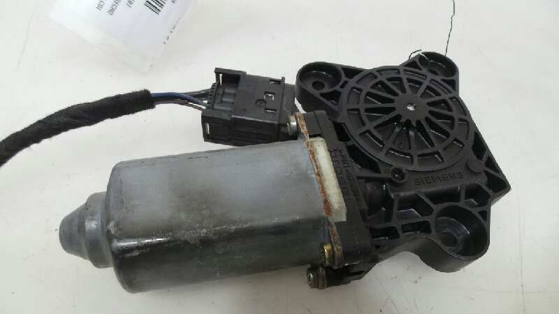 MOTOR ELEVALUNAS DELANTERO DERECHO MERCEDES-BENZ CLASE C (W203) BERLINA 2000-2007 (A2208204542 1041338)