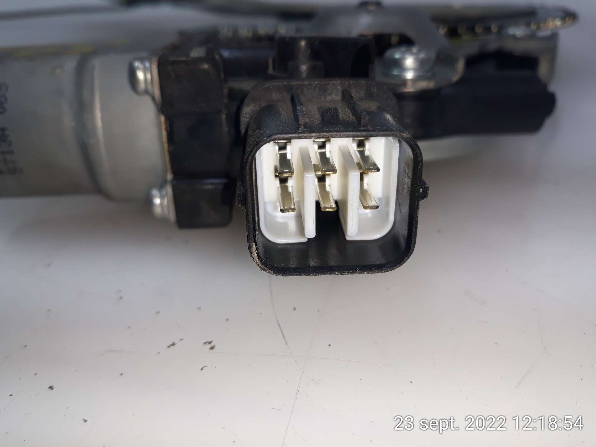 ELEVALUNAS DELANTERO IZQUIERDO CITROËN C-CROSSER 2007-2012 (9221CT 1369873)