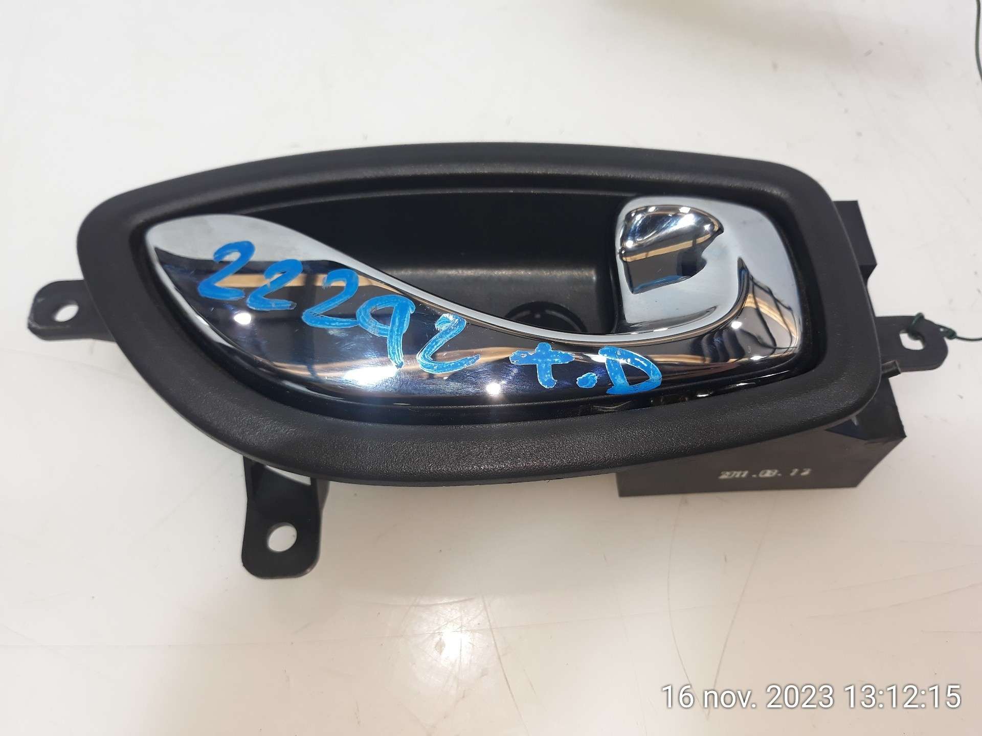 MANETA INTERIOR TRASERA DERECHA RENAULT KOLEOS 2008-2015 (80670JY10A 1549274)