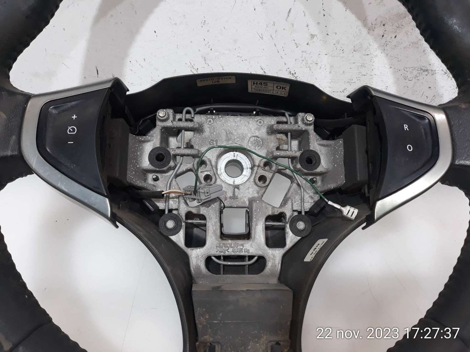 VOLANTE RENAULT KOLEOS 2008-2015 (985108314R 1549298)