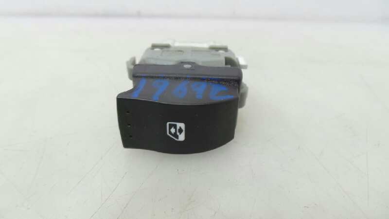 MANDO ELEVALUNAS TRASERO DERECHO RENAULT ESPACE IV (JK0) 2002-2016 (8200220507 1138845)