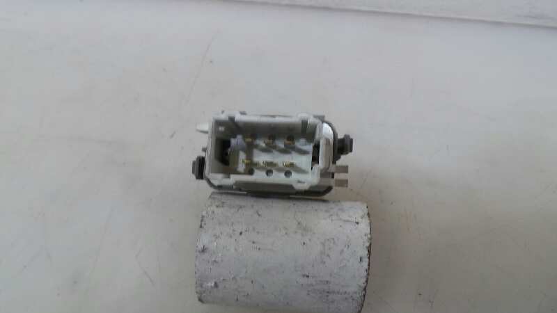 MANDO ELEVALUNAS TRASERO IZQUIERDO RENAULT ESPACE IV (JK0) 2002-2016 (8200220507 1138846)