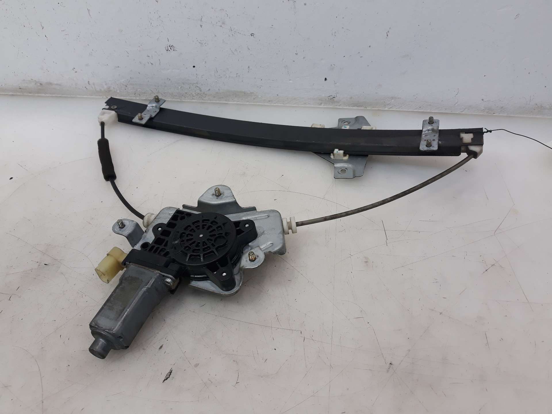 ELEVALUNAS DELANTERO DERECHO KIA PICANTO 2004-2012 (8240207010 1501292)