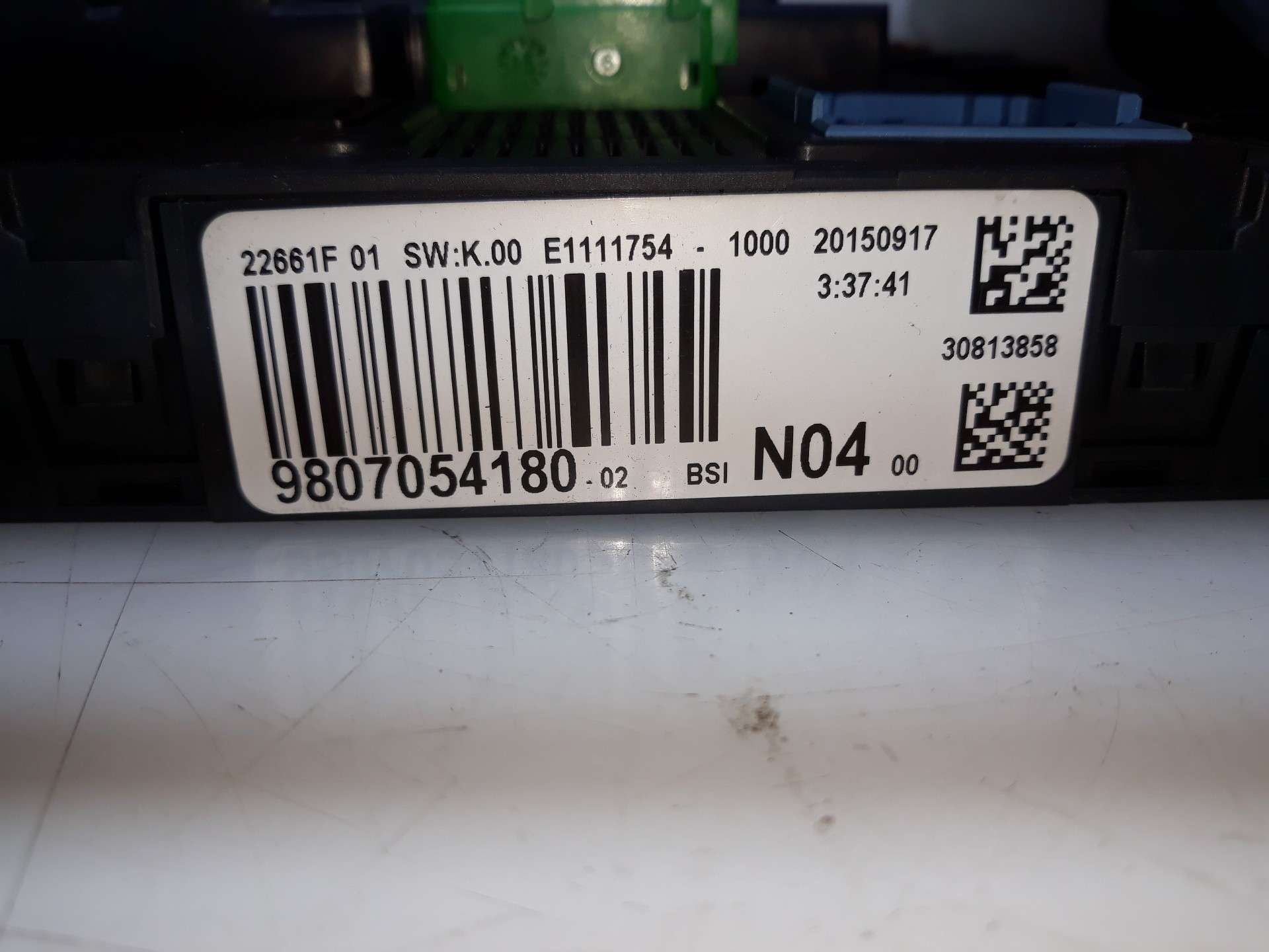 CAJA RELES / FUSIBLES PEUGEOT 308 2013- (9807054180 1501429)