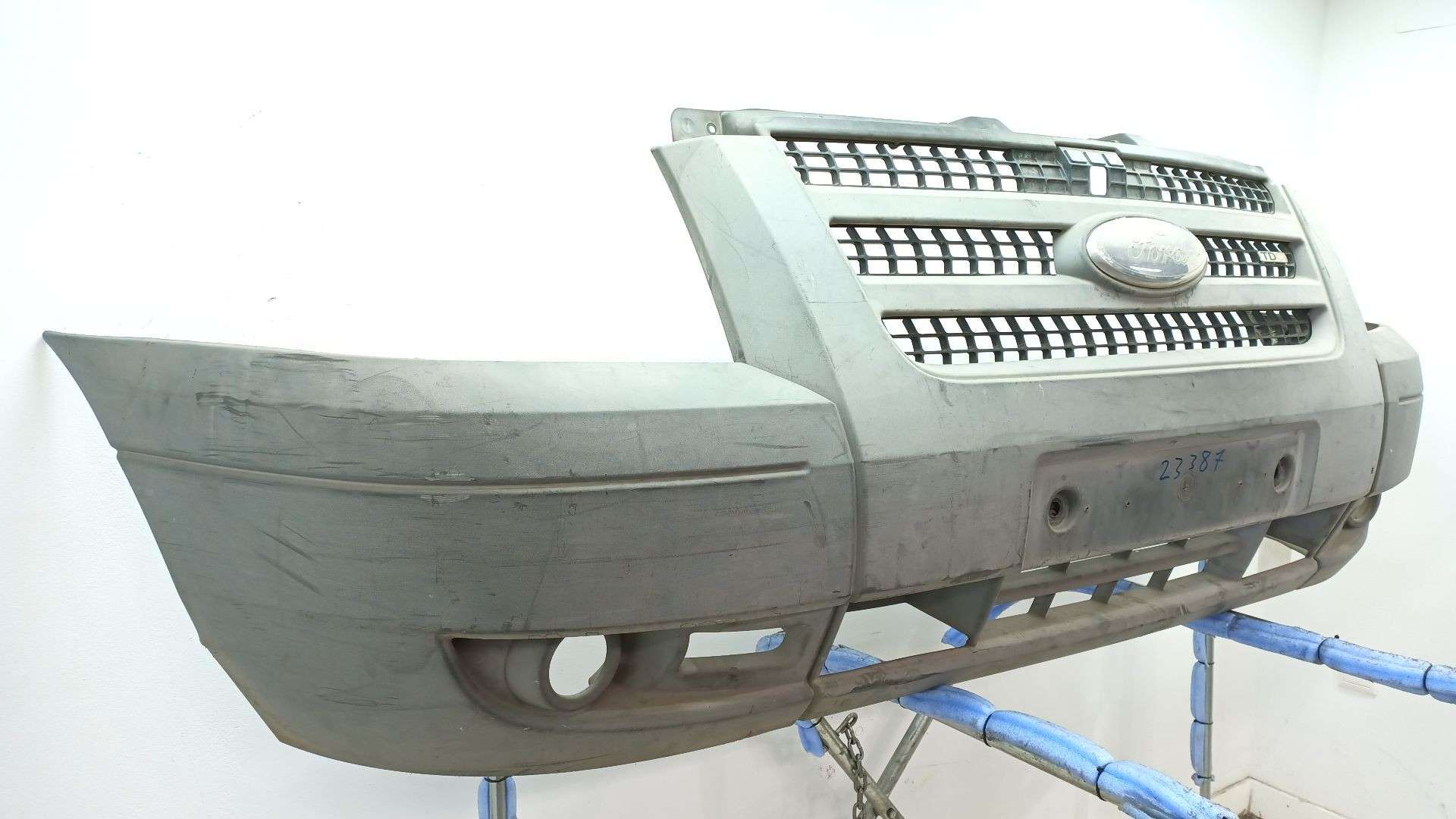 PARAGOLPES DELANTERO FORD TRANSIT Furgoneta (FA_ _) 2006-2014 (1709130 1704036)