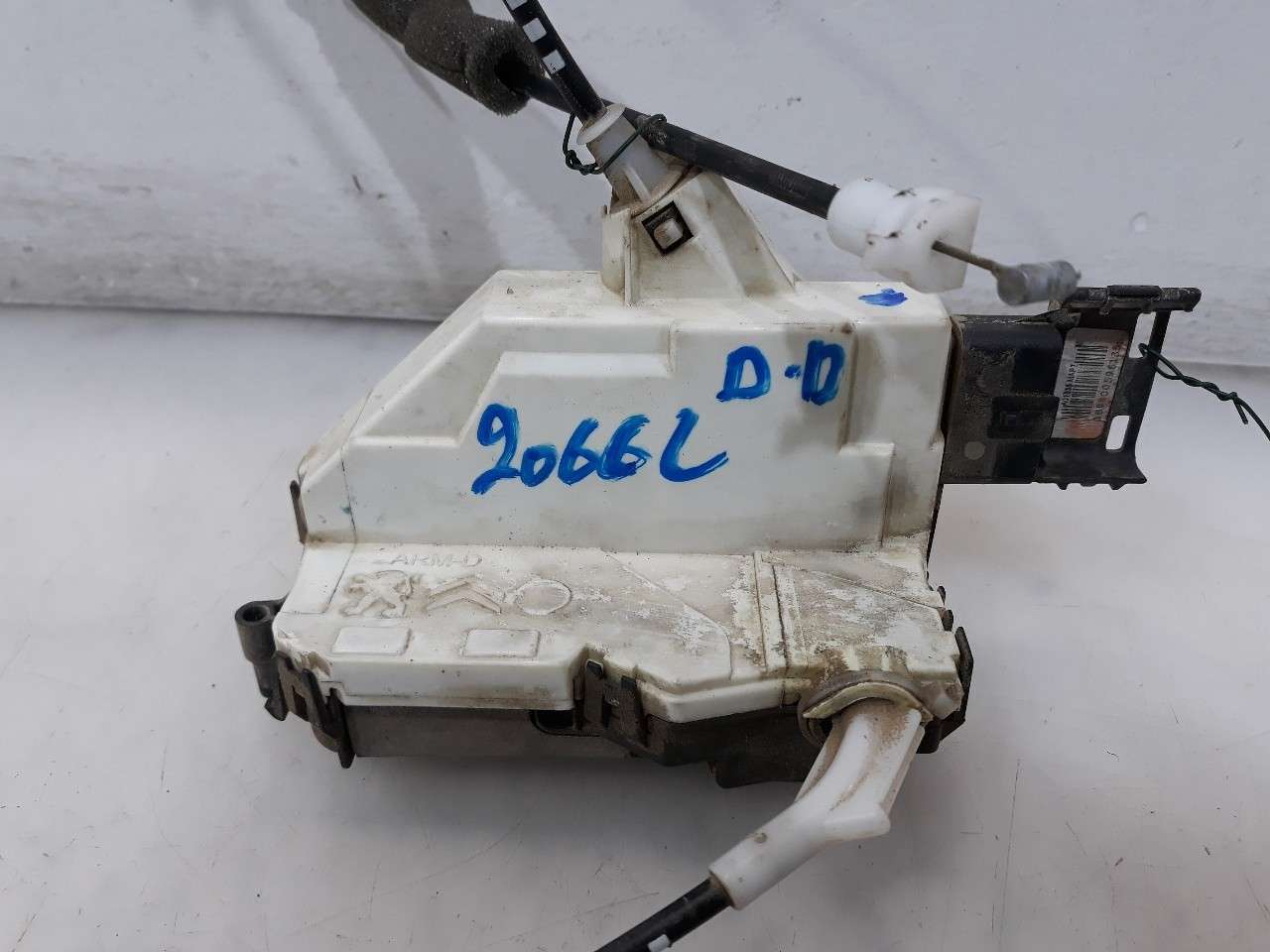 CERRADURA PUERTA DELANTERA DERECHA PEUGEOT 308 2007-2013 (9800616580 1297869)