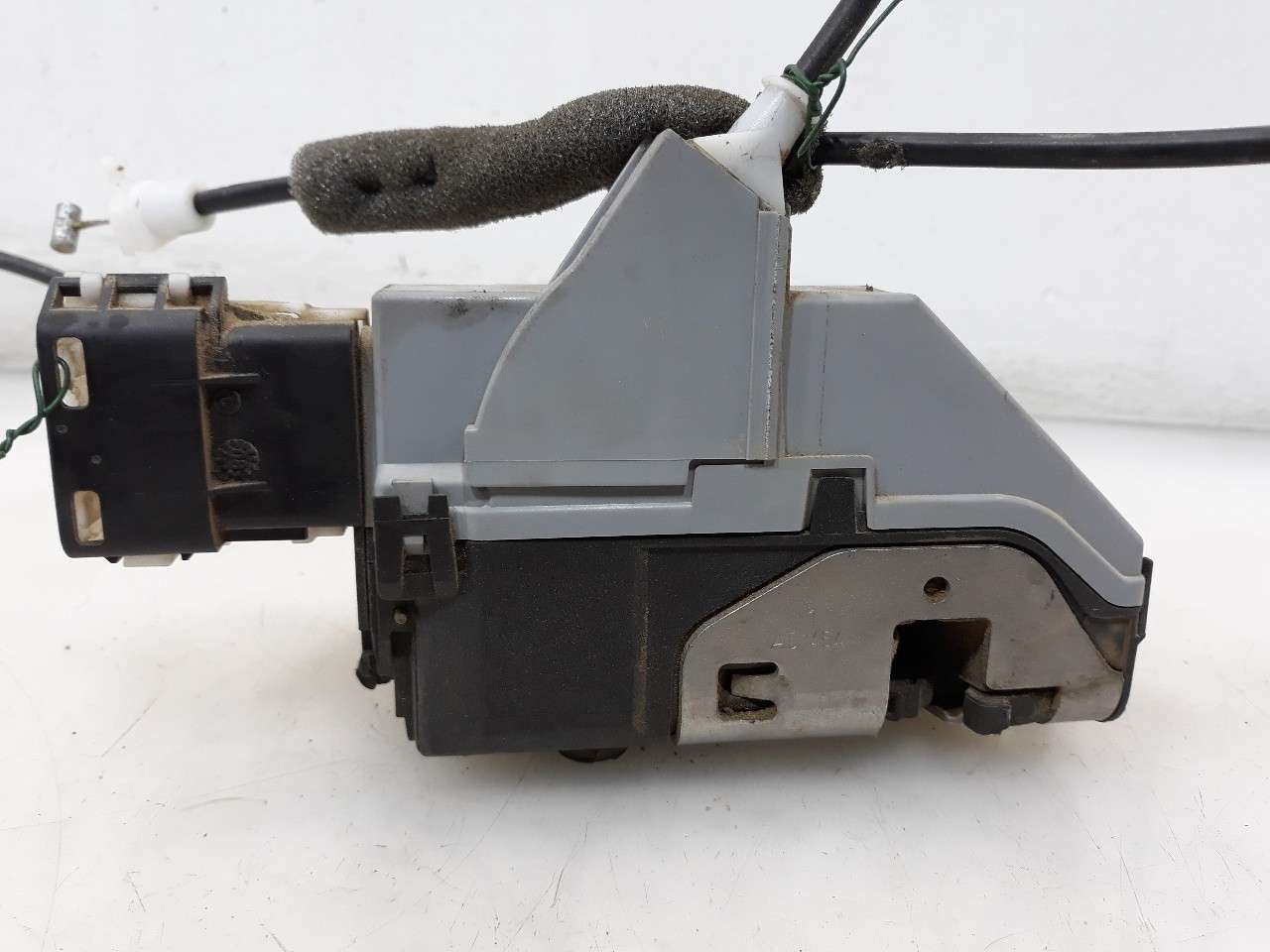 CERRADURA PUERTA TRASERA DERECHA PEUGEOT 308 2007-2013 (9138Q7 1297871)