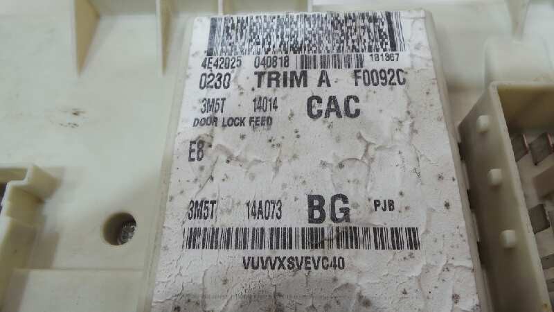 CAJA RELES / FUSIBLES FORD FUSION (CBK) 2002-2013 (3M5T14014 1298162)