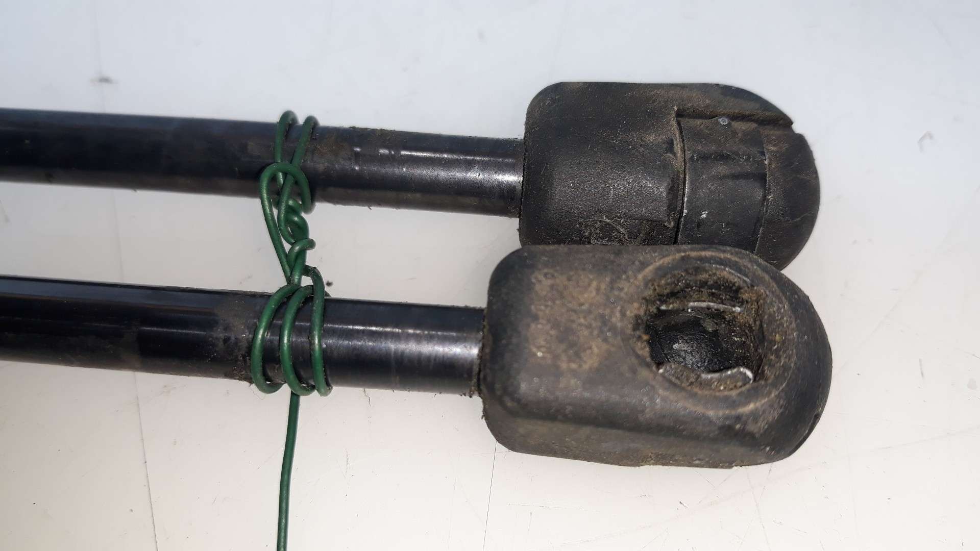 AMORTIGUADORES MALETERO / PORTON CITROËN C4 PICASSO 2007-2013 (9654433480 1385675)