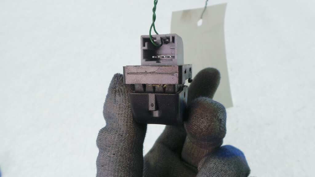 MANDO ELEVALUNAS TRASERO DERECHO AUDI Q5 (8R) 2008-2016 (8K0959855A 1055534)