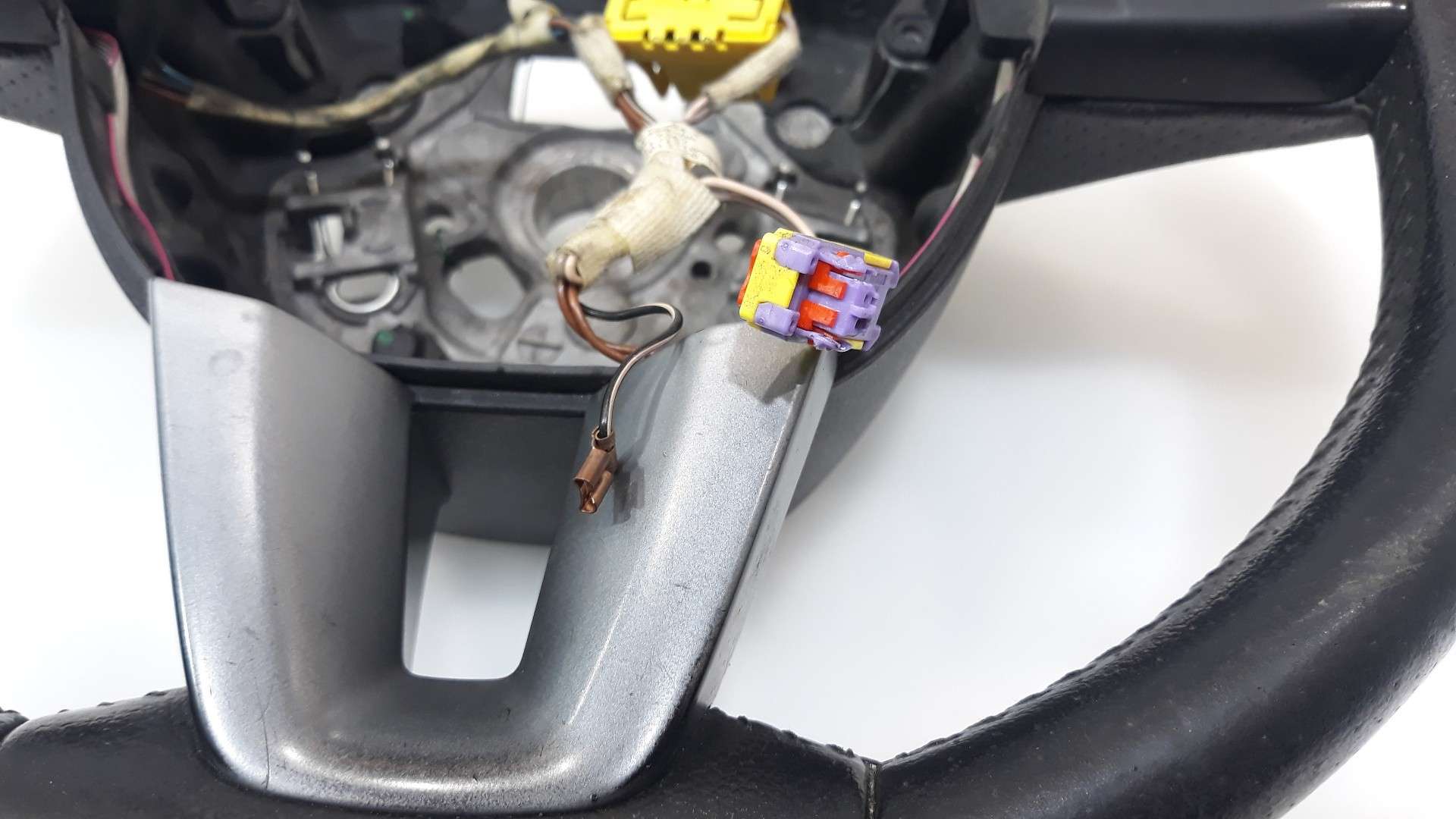 VOLANTE SEAT TOLEDO (KG3) 2012- (6JA419091B 1611735)