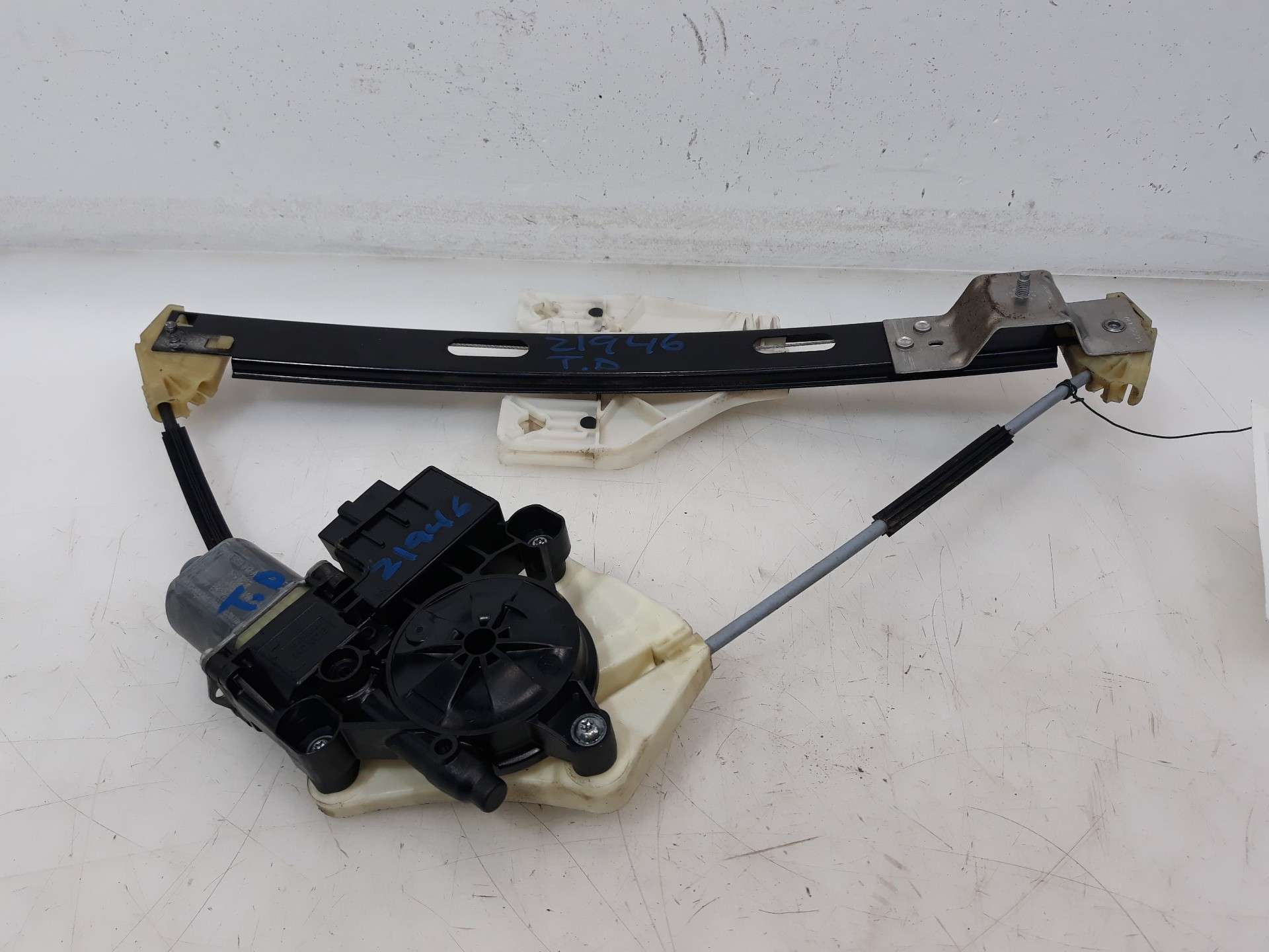 ELEVALUNAS TRASERO DERECHO SEAT LEON (5F1) 2012-2021 (5F4839462D 1502046)