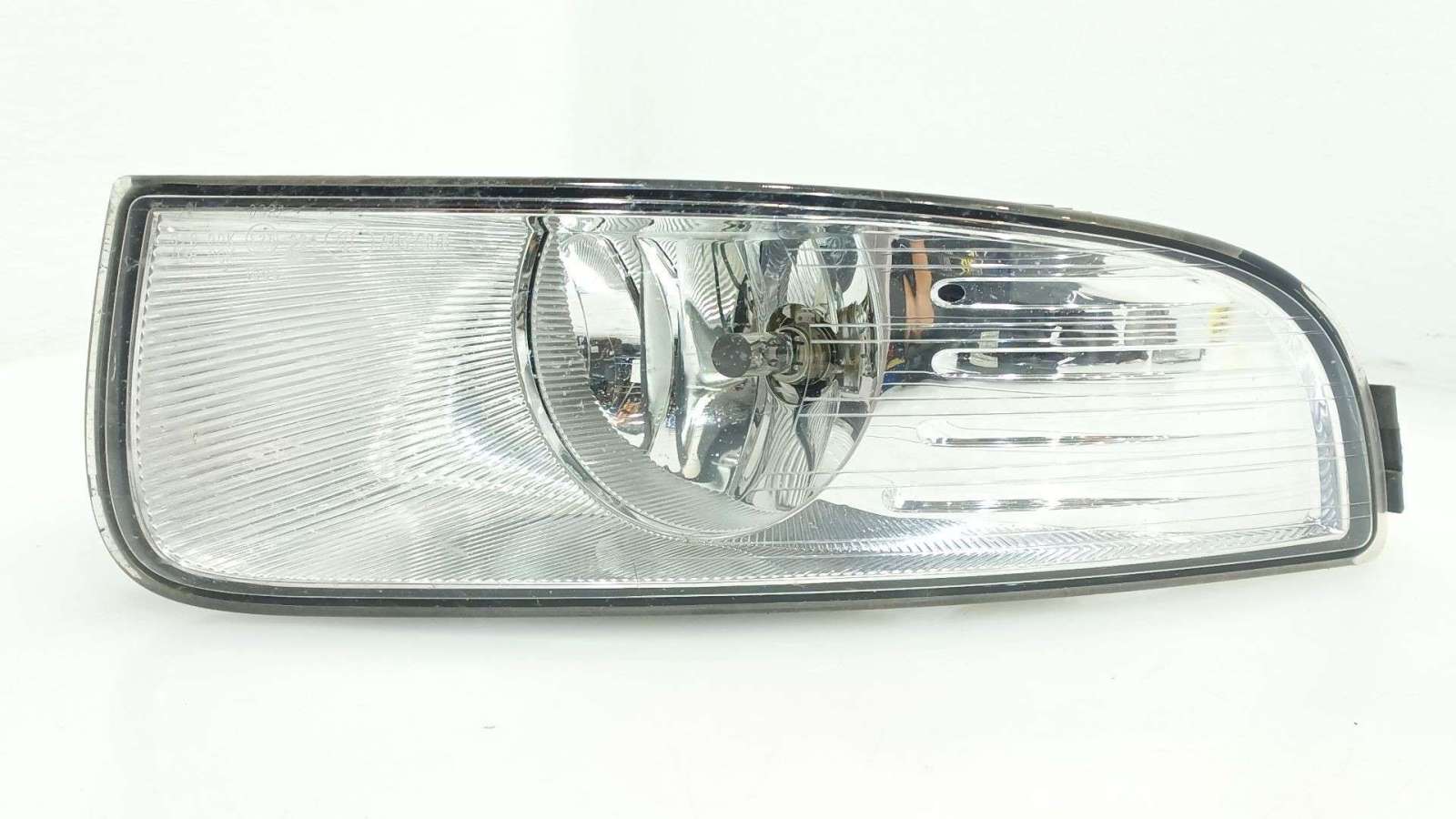 FARO ANTINIEBLA IZQUIERDO SKODA SUPERB II (3T4) 2008-2015 (3T0941701 1705747)