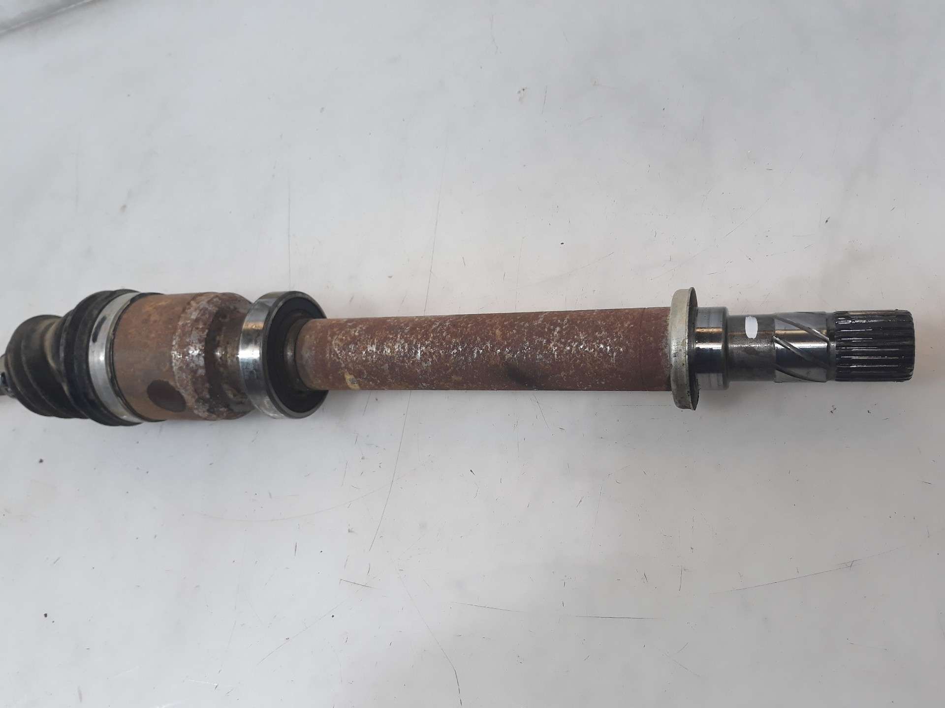 TRANSMISION DELANTERA DERECHA RENAULT CLIO III 2005-2016 (8200378880 1303961)