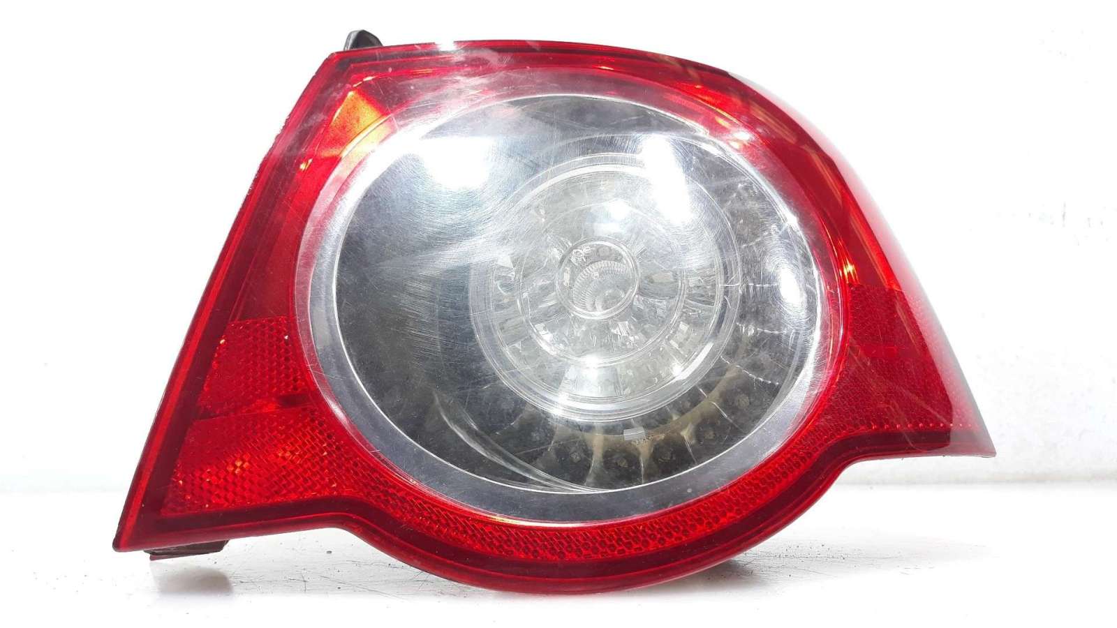 PILOTO TRASERO DERECHO VOLKSWAGEN PASSAT BERLINA (3C2) 2005-2010 (3C5945096C 1612581)