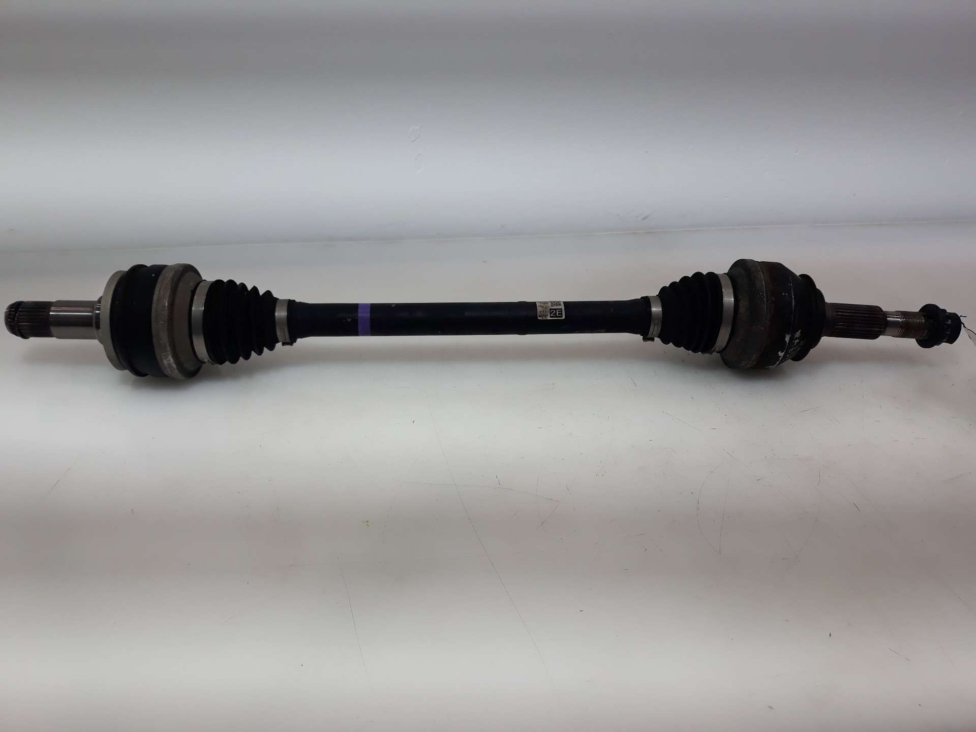 TRANSMISION TRASERA DERECHA LEXUS IS 2013- (4233053040 1502169)