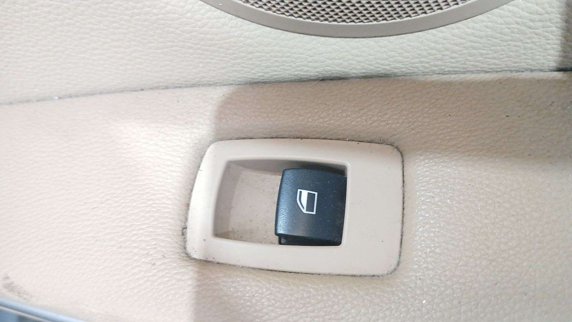 MANDO ELEVALUNAS DELANTERO DERECHO BMW 3 (E90) 2004-2012 (61316945874 1706373)